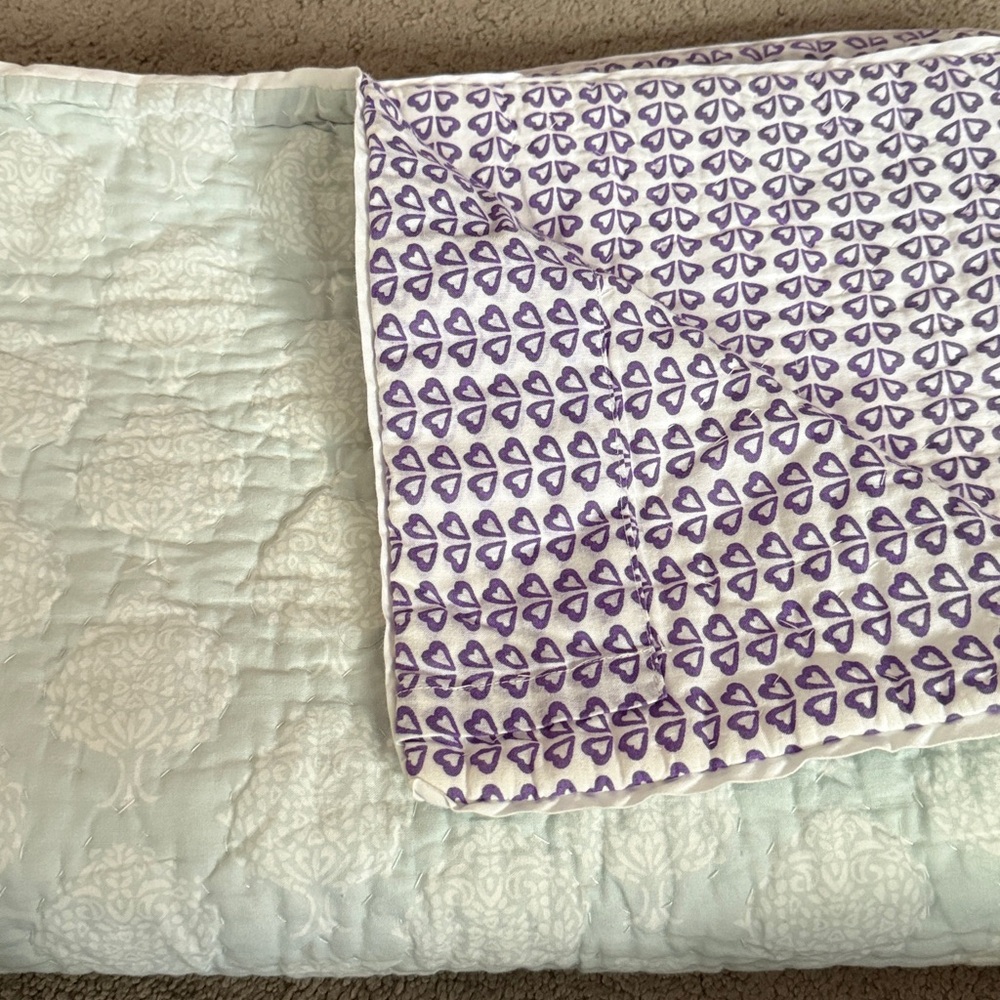 PBK baby crib coverlet